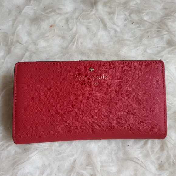 Kate Spade Cedar Street Stacy red leather wallet